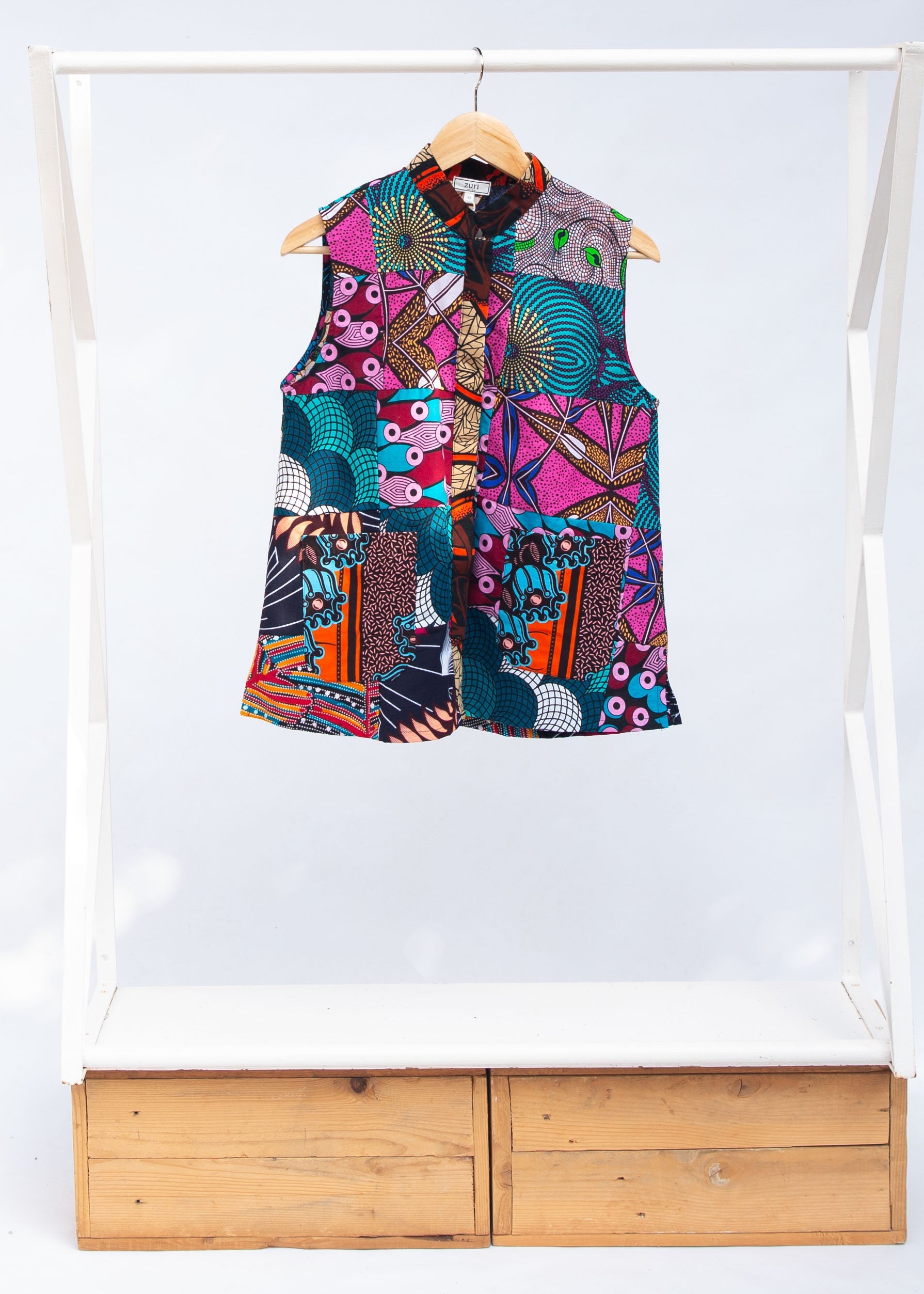 Display of patchwork tank